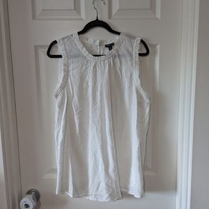 Torrid Size 0 White Ruffle Hem Star Embroidered Tank Top